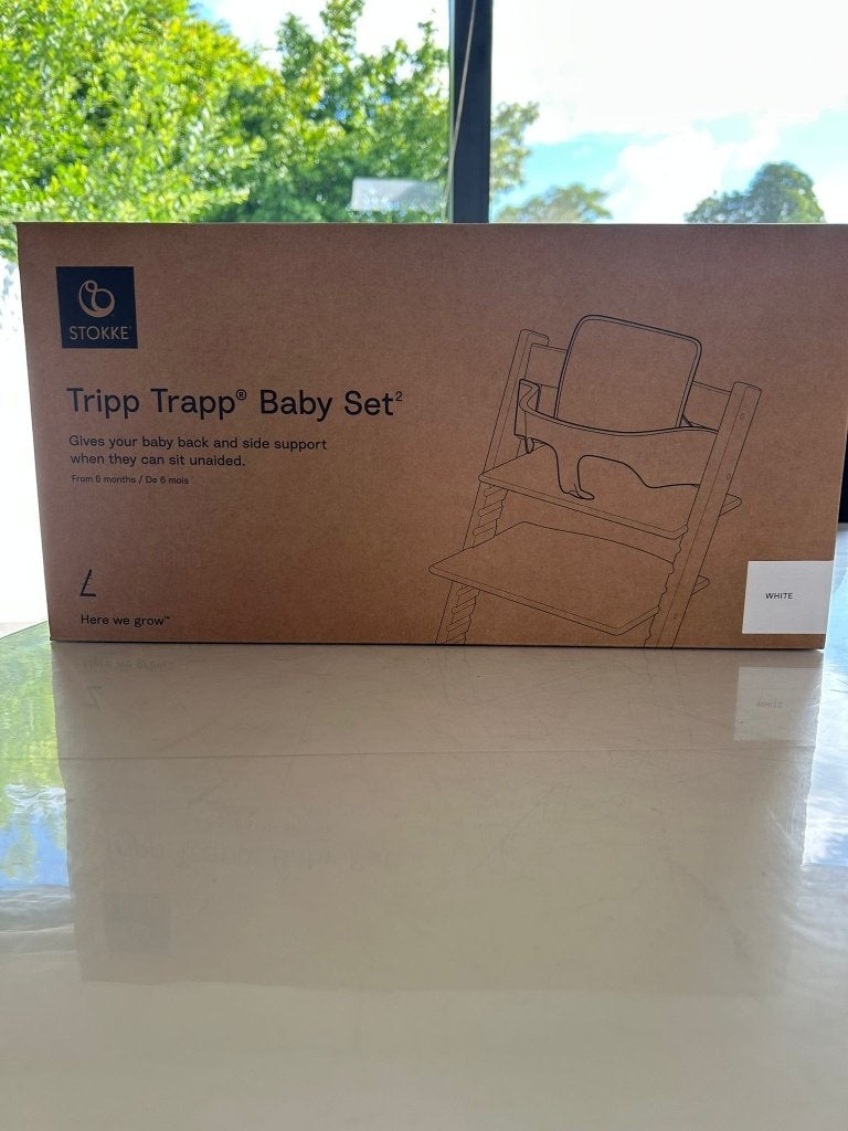 Nieuw! Tripp Trapp baby set wit, Enfants & Bébés, Enlèvement ou Envoi, Neuf, Chaise évolutive