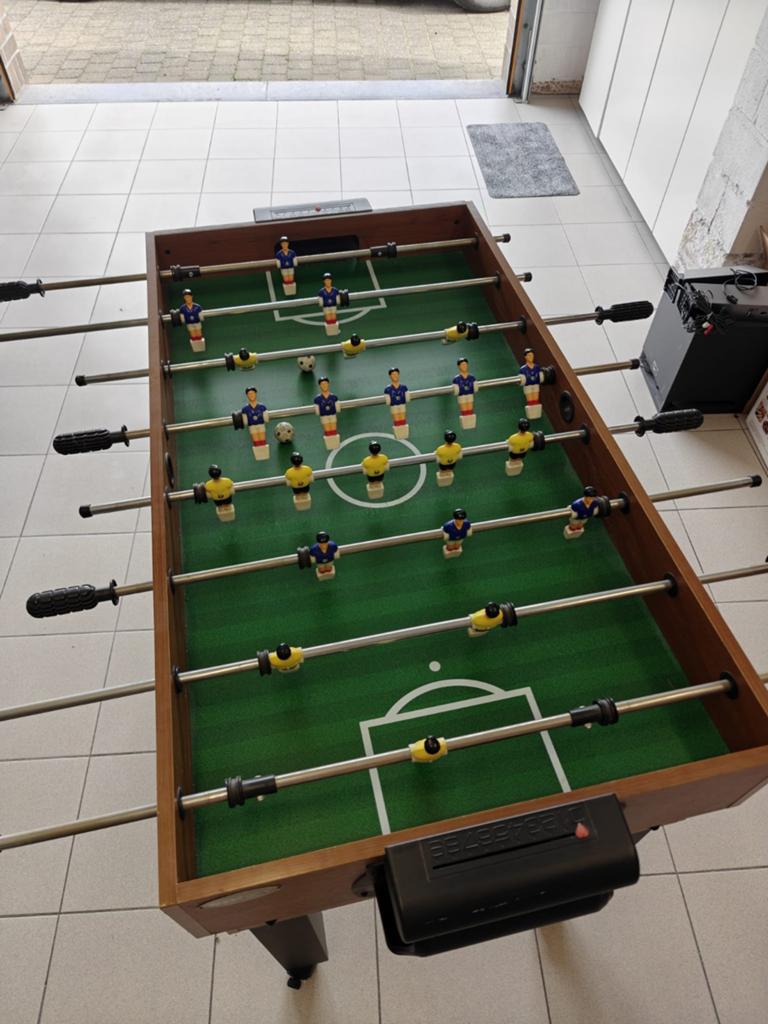 Multi-functionele speeltafel inclusief alle benodigdheden, Ophalen, Gebruikt, Overige typen, Met wieltjes