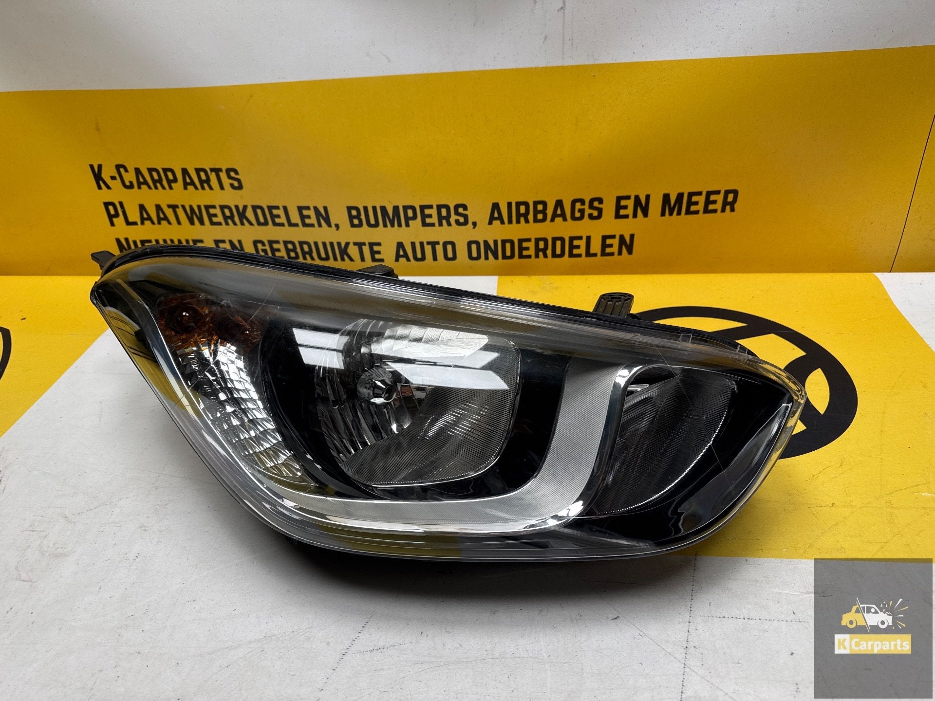 koplamp Hyundai I20 E132013518 Rechts koplamp origineel, Info@fabrikant.eu, Fabrikantstraat 1
1000 AA  Amsterdam, NL, Hyundai