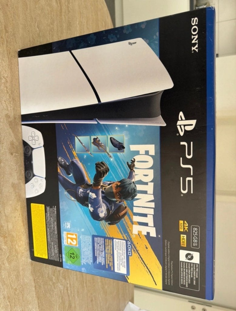 PS5 Slim Digital Edition Fortnite Flowering Chaos Bundle, Games en Spelcomputers, Spelcomputers | Sony PlayStation 5, Ophalen of Verzenden