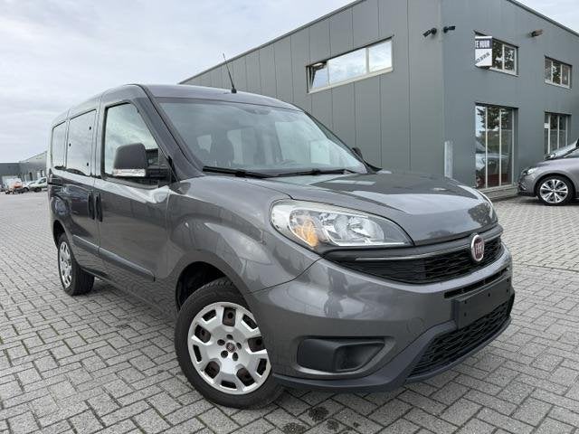 Fiat Doblo 1.4 Benzine Rolstoel Invalide Mindervalide TPMR, Auto's, Voorwielaandrijving, Monovolume, Gebruikt, 4 cilinders