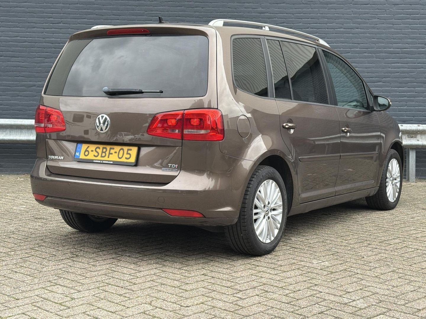 Volkswagen Touran 1.6 TDI Comfortline BlueMotion | Cruise |, Autos, 121 g/km, Achat, Entreprise, Boîte manuelle