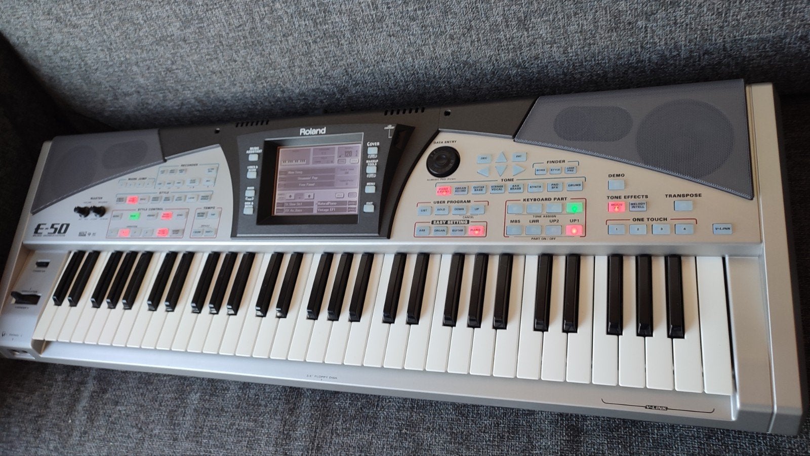 Roland E-50 Workstation, 61 toetsen, Roland, Ophalen of Verzenden, Zo goed als nieuw