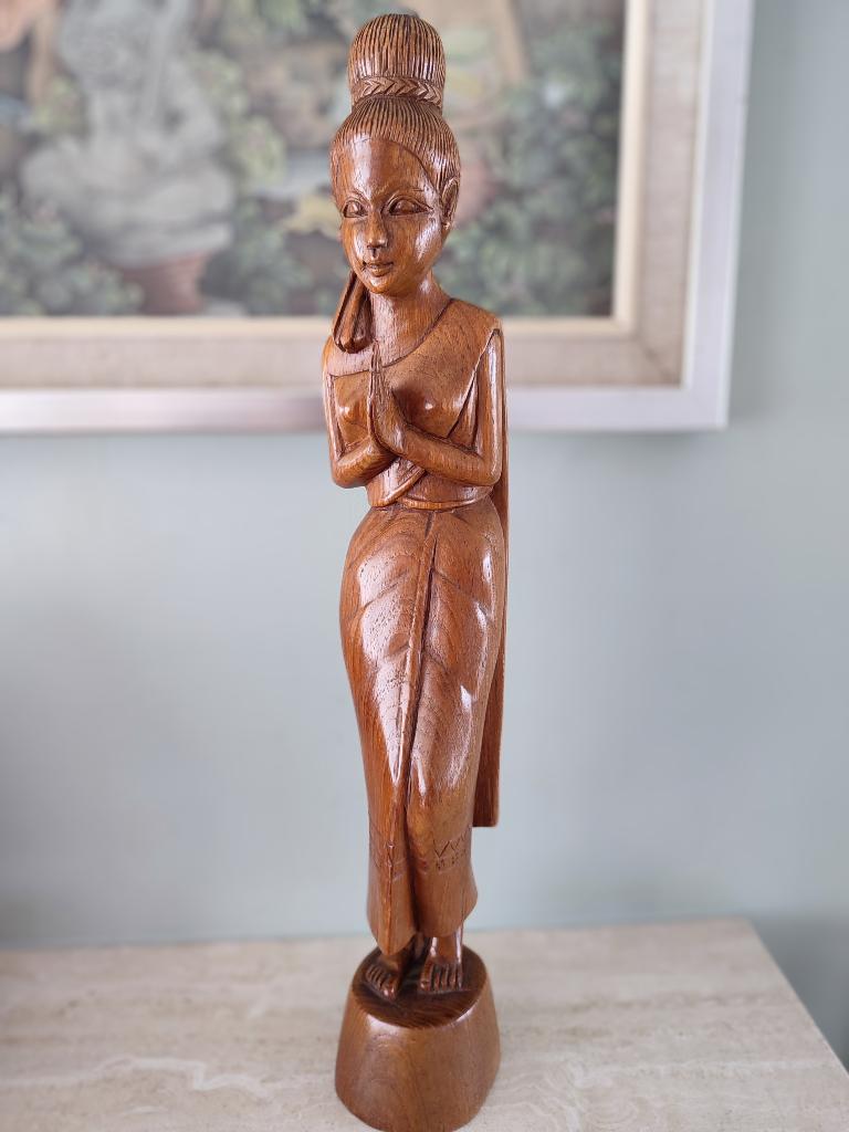 Thailand handgesneden beeld welkomstbeeld Sawadee. 45 cm H., Hout, Bruin, 45 cm, Ophalen of Verzenden