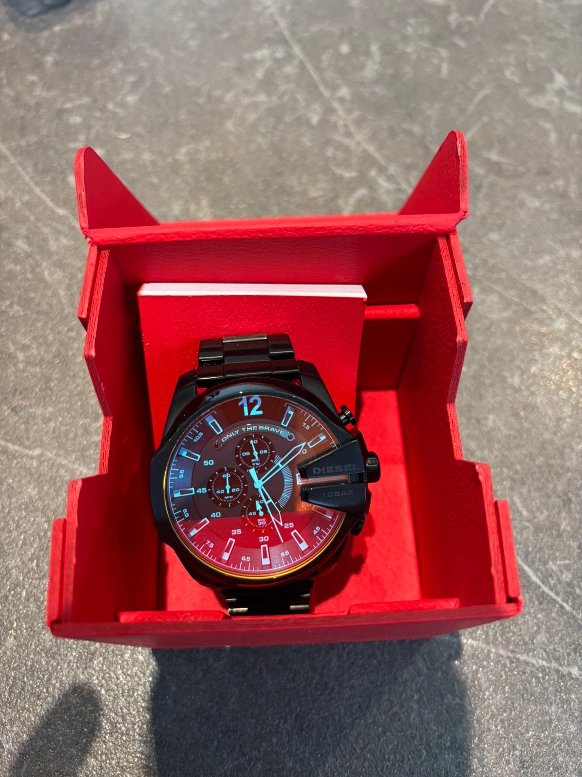 Montre diesel, Enlèvement ou Envoi, Comme neuf