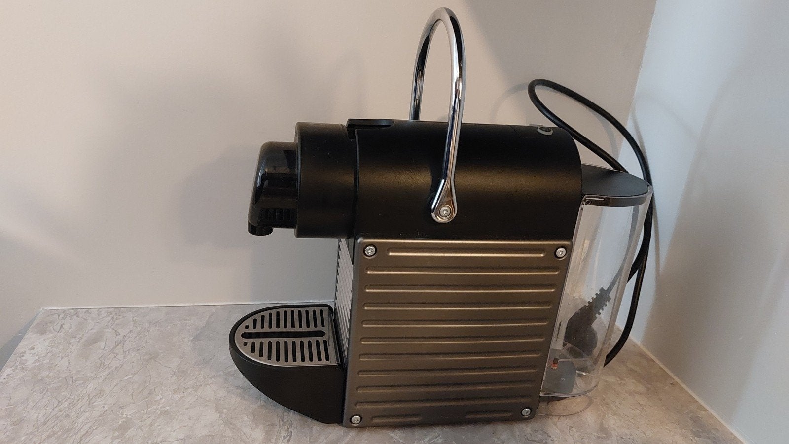 Nespresso koffiemachine, Ophalen, Koffiemachine