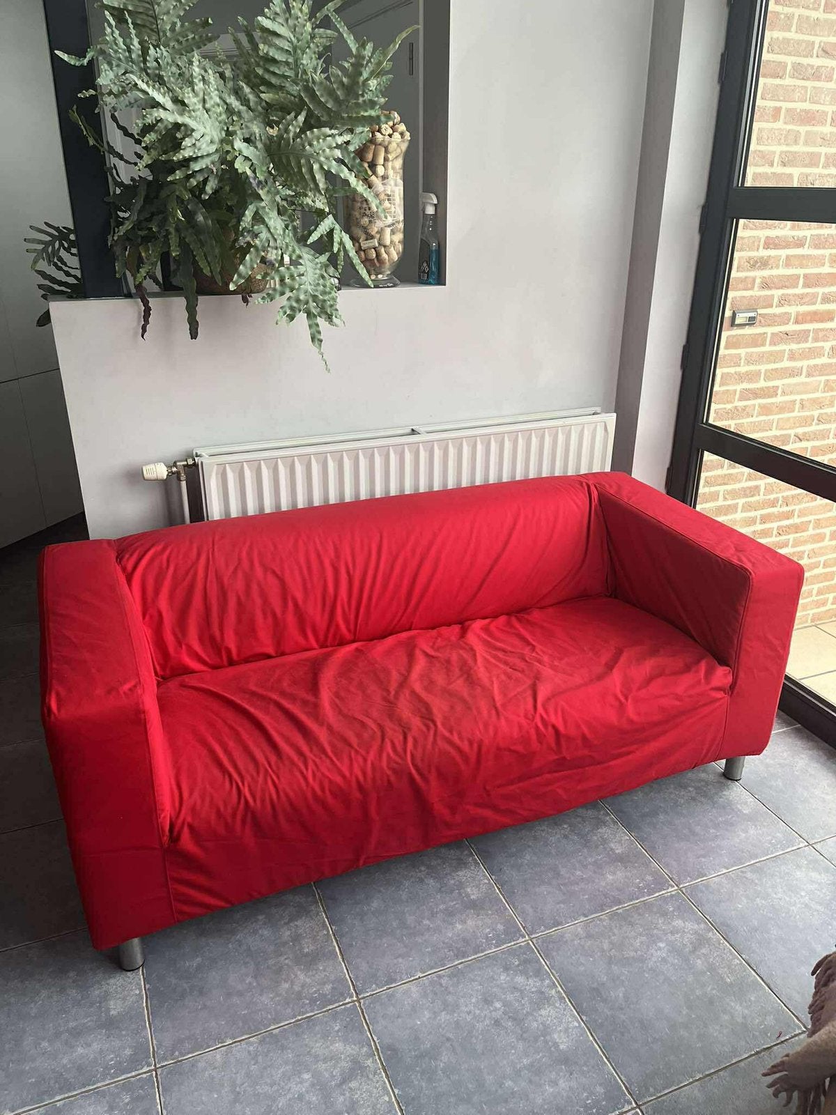 Zetel Ikea met rode hoes, Ophalen, Gebruikt, Tweepersoons, Rechte bank