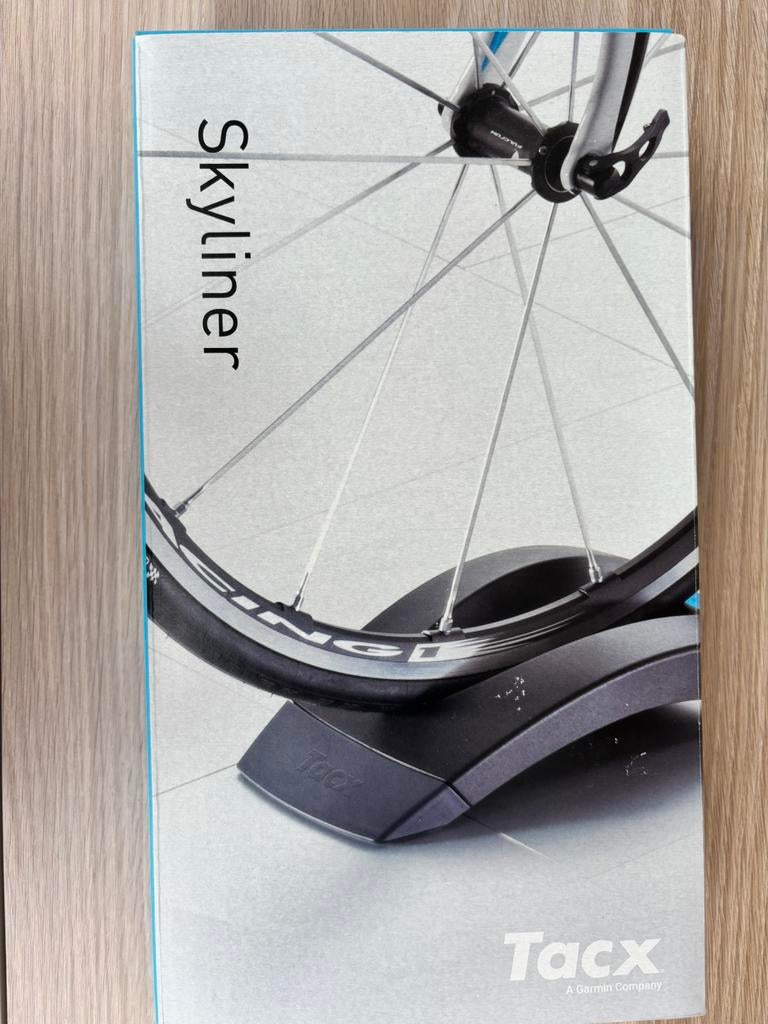Tacx - Skyliner - voorwiel houder - hometrainer, Enlèvement ou Envoi, Neuf