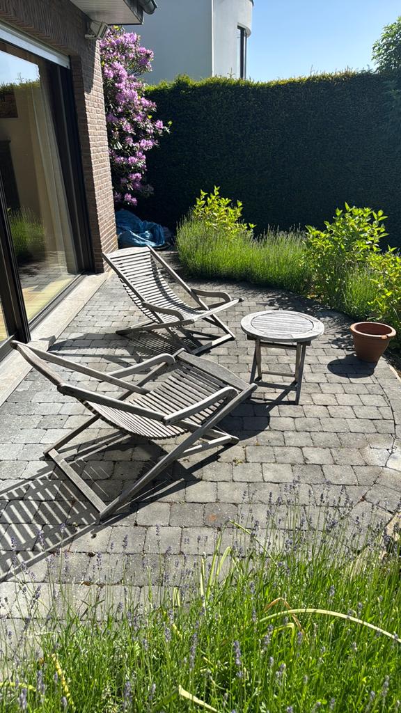 2 transats / chiliennes en teak avec petite table, Enlèvement, Utilisé, Bois