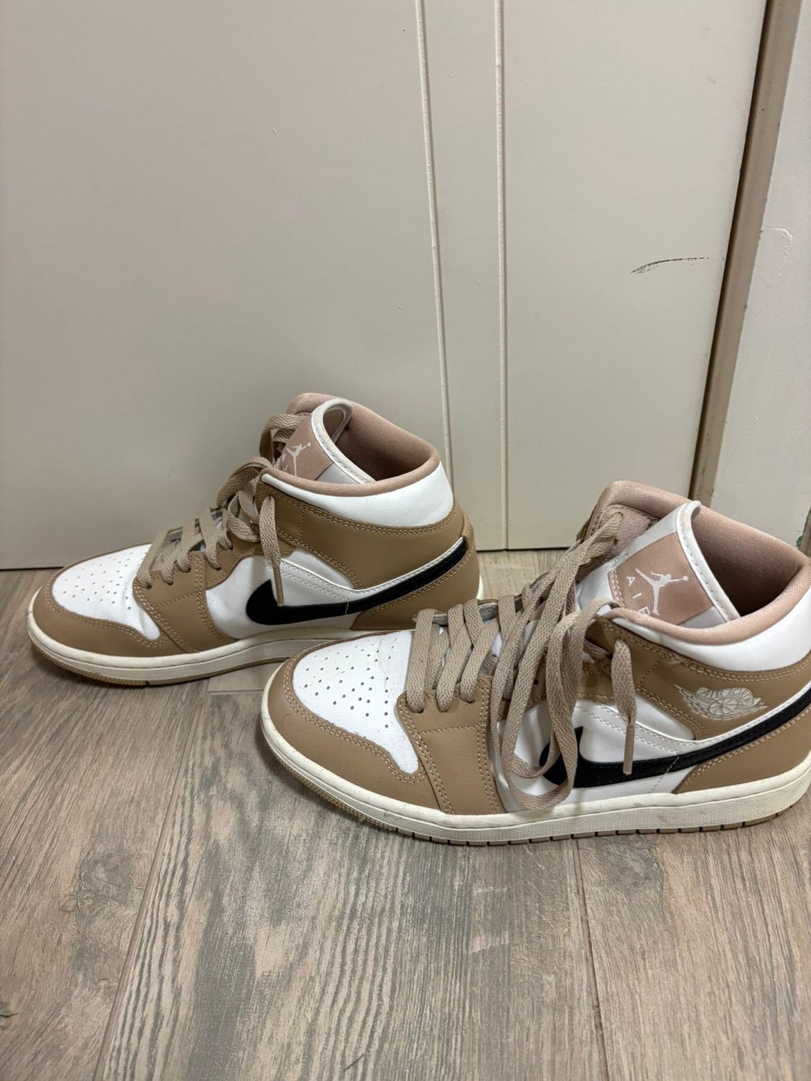 Nike Air Jordan 1 Mid « Desert », Beige, Sneakers et Baskets, Comme neuf, Enlèvement