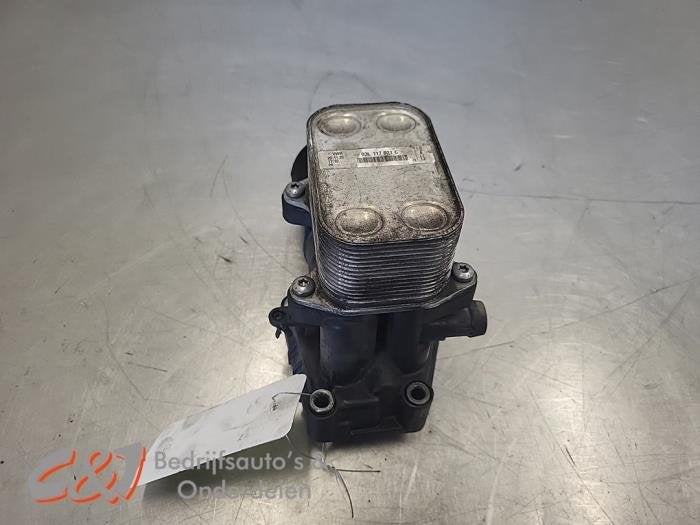 Boîtier filtre à huile d'un Volkswagen Crafter, Volkswagen, -, 3 mois de garantie, Utilisé