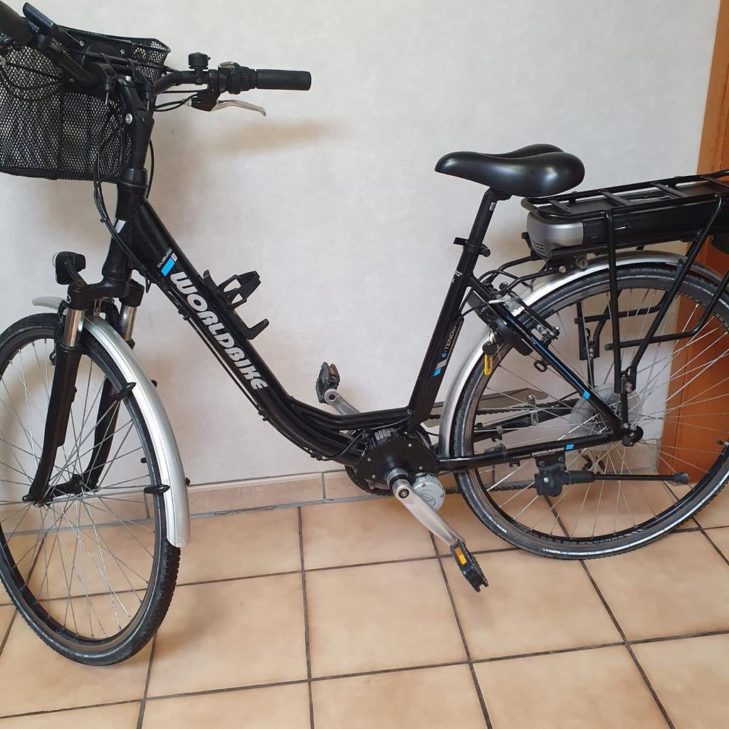 Dames elektriche fiets in zeer goed staat, Fietsen en Brommers, Ophalen
