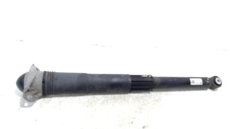 Schokbreker links achter Volkswagen Golf, Onderdelen@venauto.nl, Van der Ven Autorecycling B.V., Ettenseweg 76, 4706 PB Roosendaal, The Netherlands