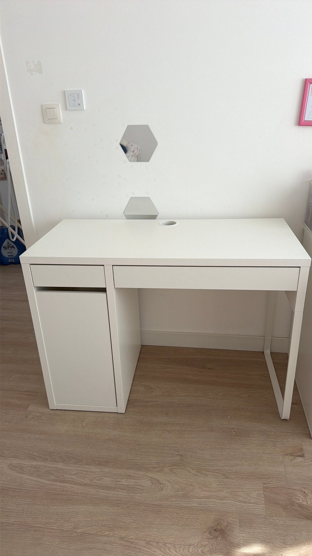 Ikea bureau micke, Ophalen, Zo goed als nieuw, IKEA