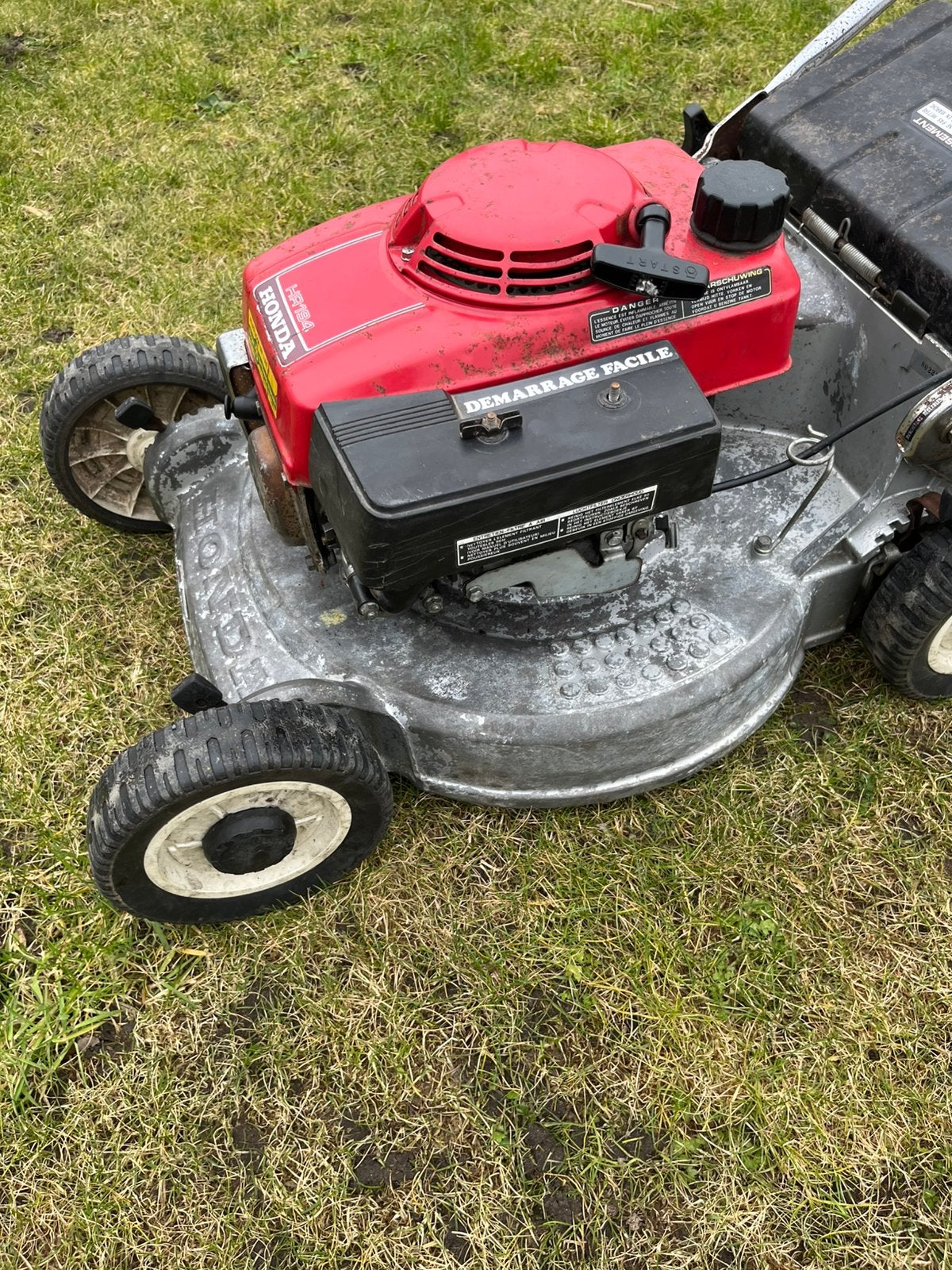GEZOCHT : Grasmaaiers - Bosmaaiers - Kettingzagen, Tuin en Terras, Ophalen, Gebruikt