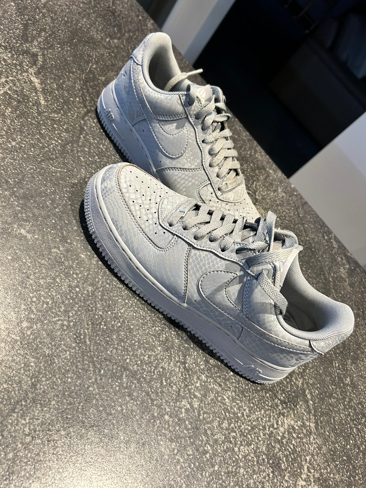 Nike Kobe Air Force 1 Low cool grey, Ophalen, Zo goed als nieuw