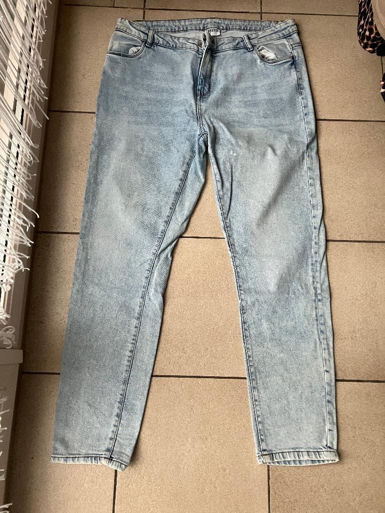 Spijkerbroek - Maat 46, Ophalen of Verzenden, Zo goed als nieuw, Maat 46/48 (XL) of groter