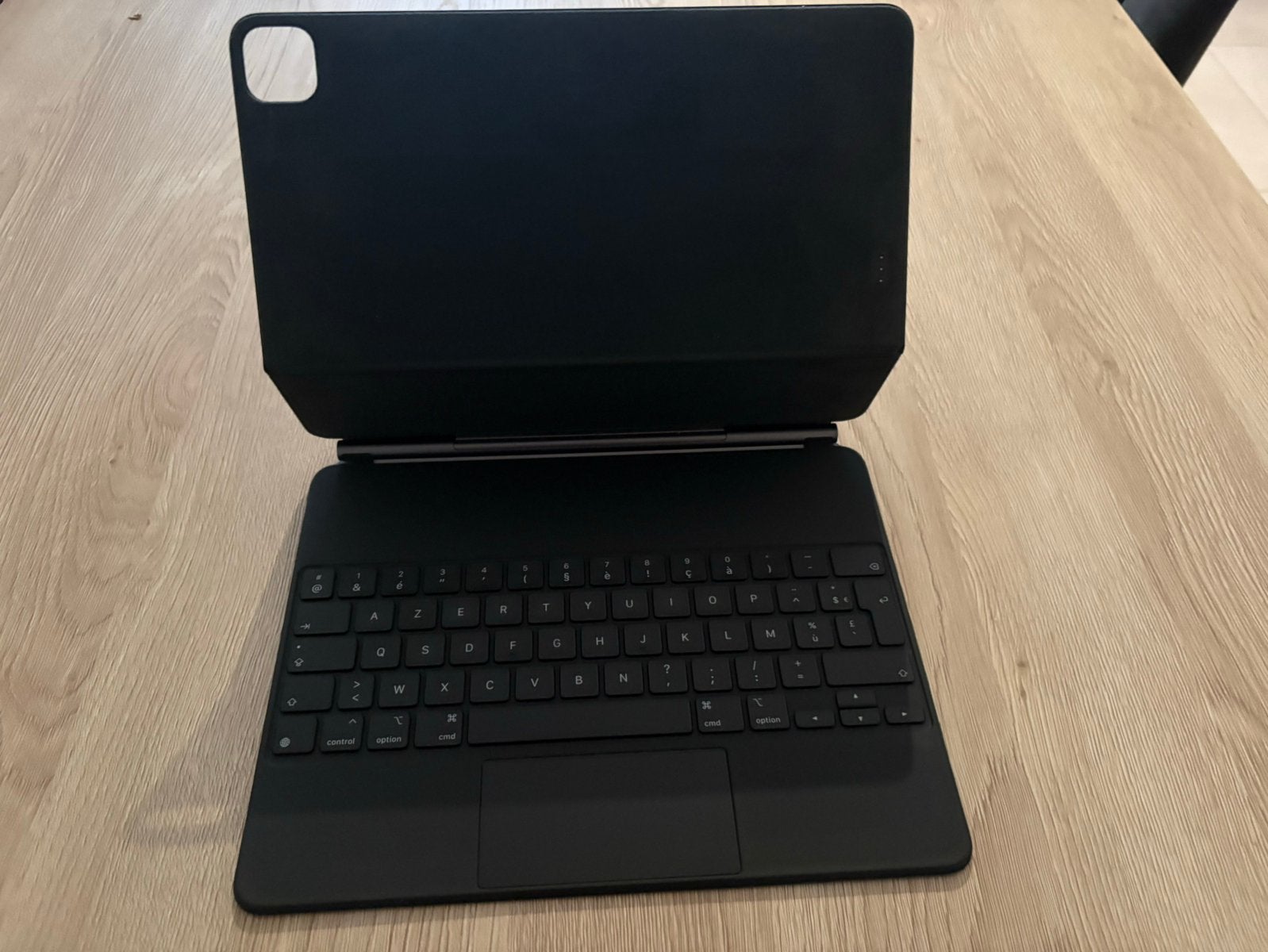 13 inch Magic keyboard ipad pro, Ophalen of Verzenden, Zo goed als nieuw