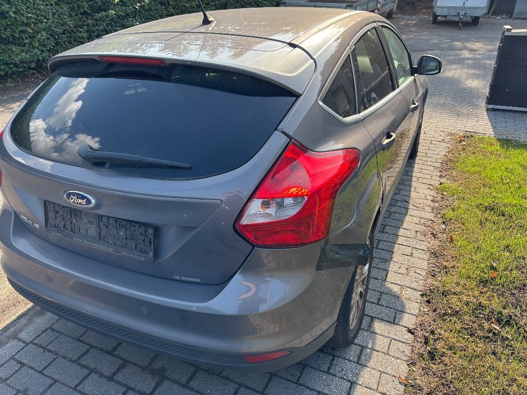 Ford focus Defect!, Autos, Ford, Focus, Argent ou Gris, Achat, Boîte manuelle