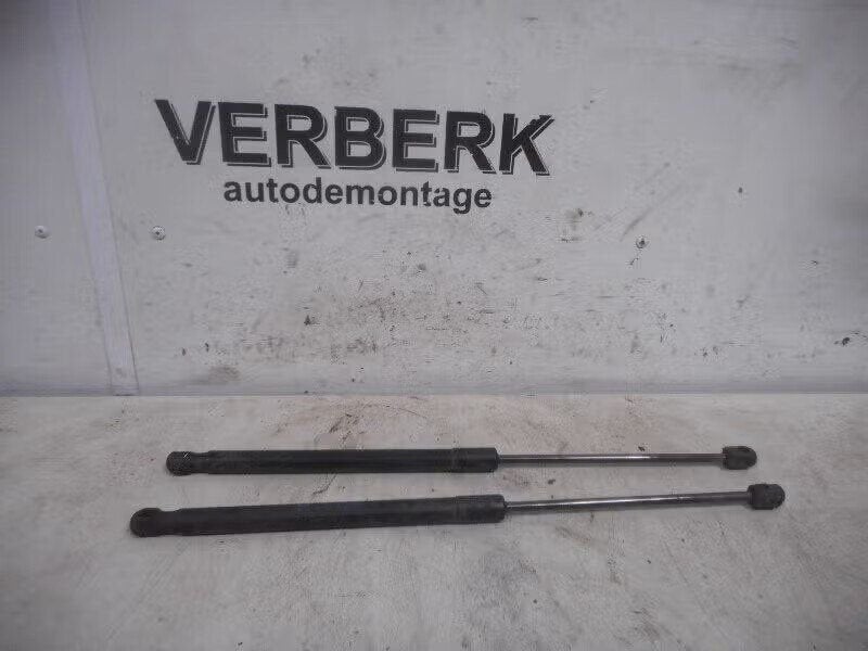 GASDRUKVEERSET ACHTER Opel Insignia (13332570), Auto-onderdelen, Bahnhofsplatz 65423 Rüsselsheim am Main, DE, Gebruikt, Opel, Opel Automobile GmbH