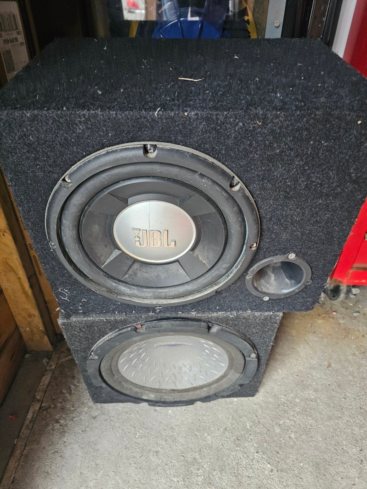 Woofers + kist beiden gratis werken niet meer., Ophalen