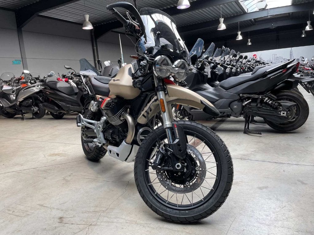 Moto Guzzi V85 TT Travel E5+ [-5%] [Fin.0%], Entreprise, Plus de 35 kW, 2 cylindres, Neuf