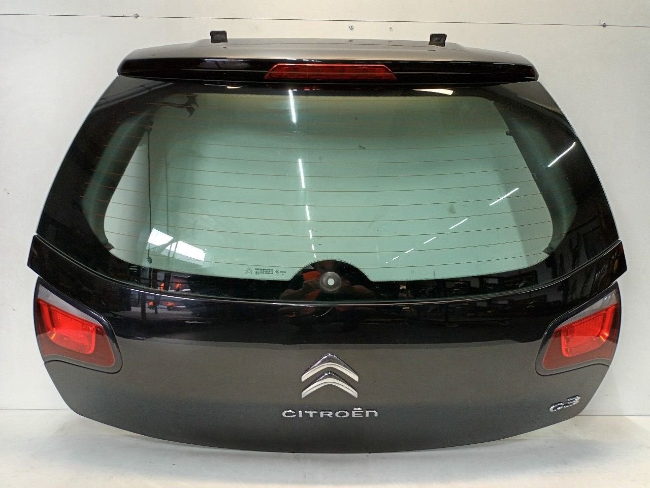 Achterklep Citroën C3, Onderdelen@venauto.nl, Van der Ven Autorecycling B.V., Arrière, Ettenseweg 76, 4706 PB Roosendaal, The Netherlands