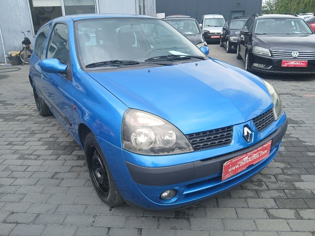 Renault Clio  essence, Alarme, Entreprise, Noir, 5 places