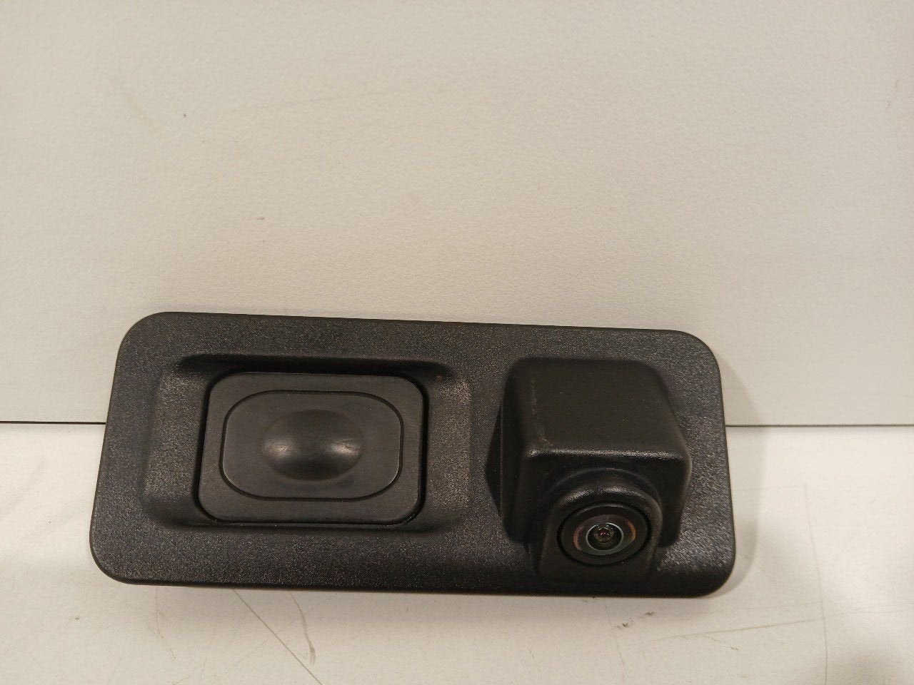 Camera achter Jaguar XF, Onderdelen@venauto.nl, Van der Ven Autorecycling B.V., Ettenseweg 76, 4706 PB Roosendaal, The Netherlands