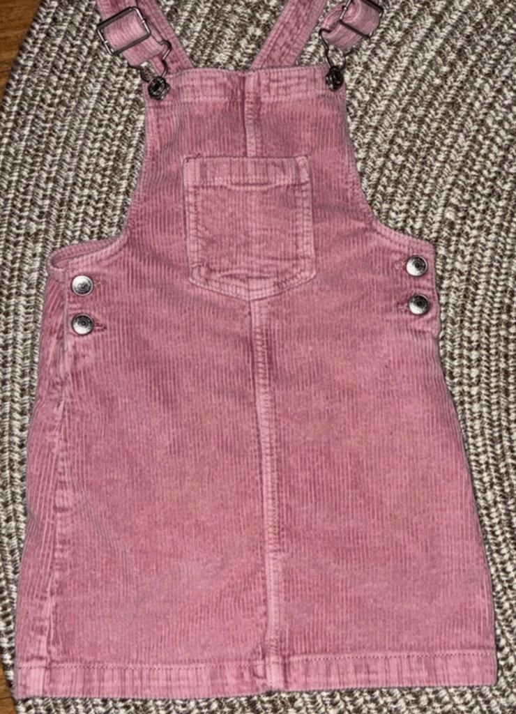 Roze ribstof tuinpakje/jurkje 110/116. Hele goede conditie., Kinderen en Baby's, Kinderkleding | Maat 110, Ophalen of Verzenden
