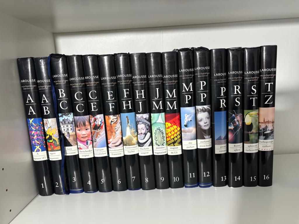 Larousse - volledig set (16 boeken), Boeken, Encyclopedieën, Ophalen, Zo goed als nieuw, Algemeen, Complete serie