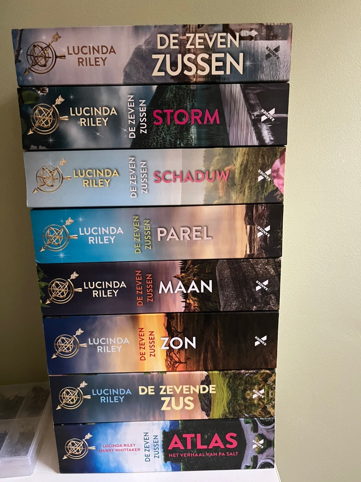 De zeven zussen - volledige reeks, Boeken, Ophalen, Zo goed als nieuw