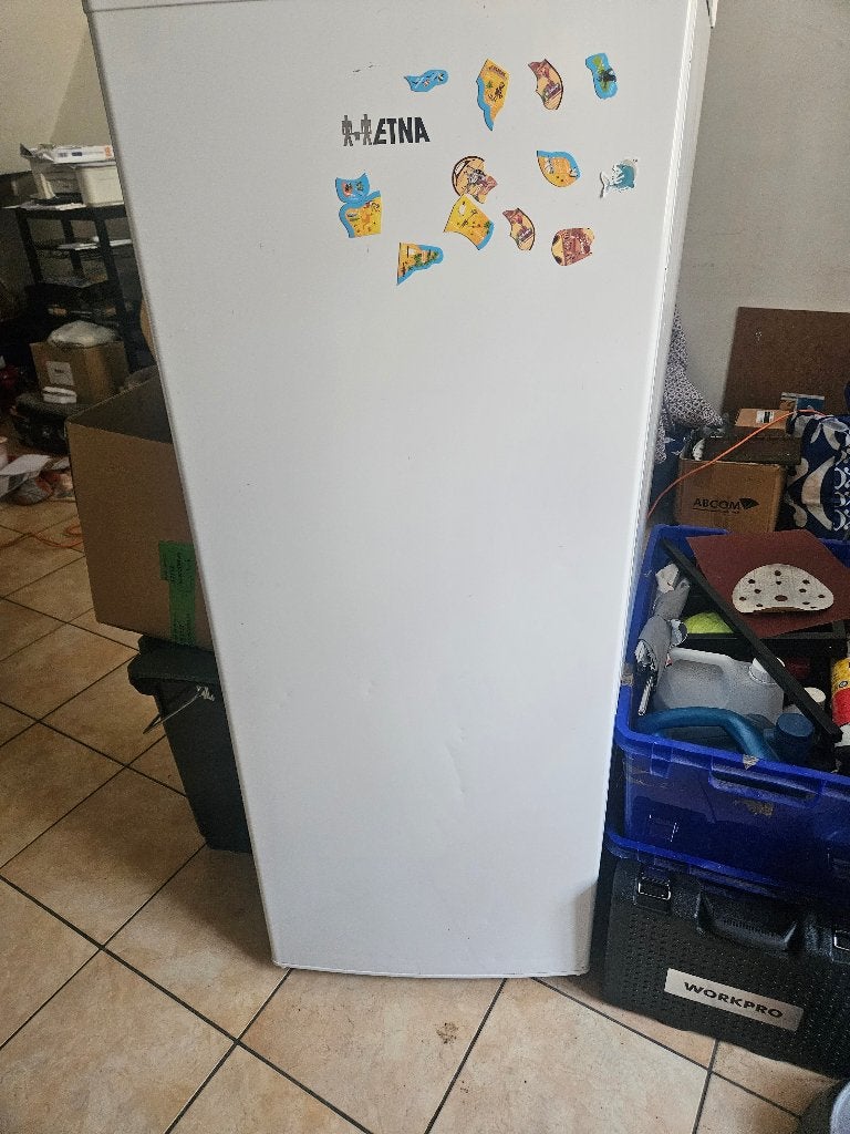 Frigidaire colonne, 45 à 60 cm, Moins de 75 litres, Sans bac à congélation, Comme neuf