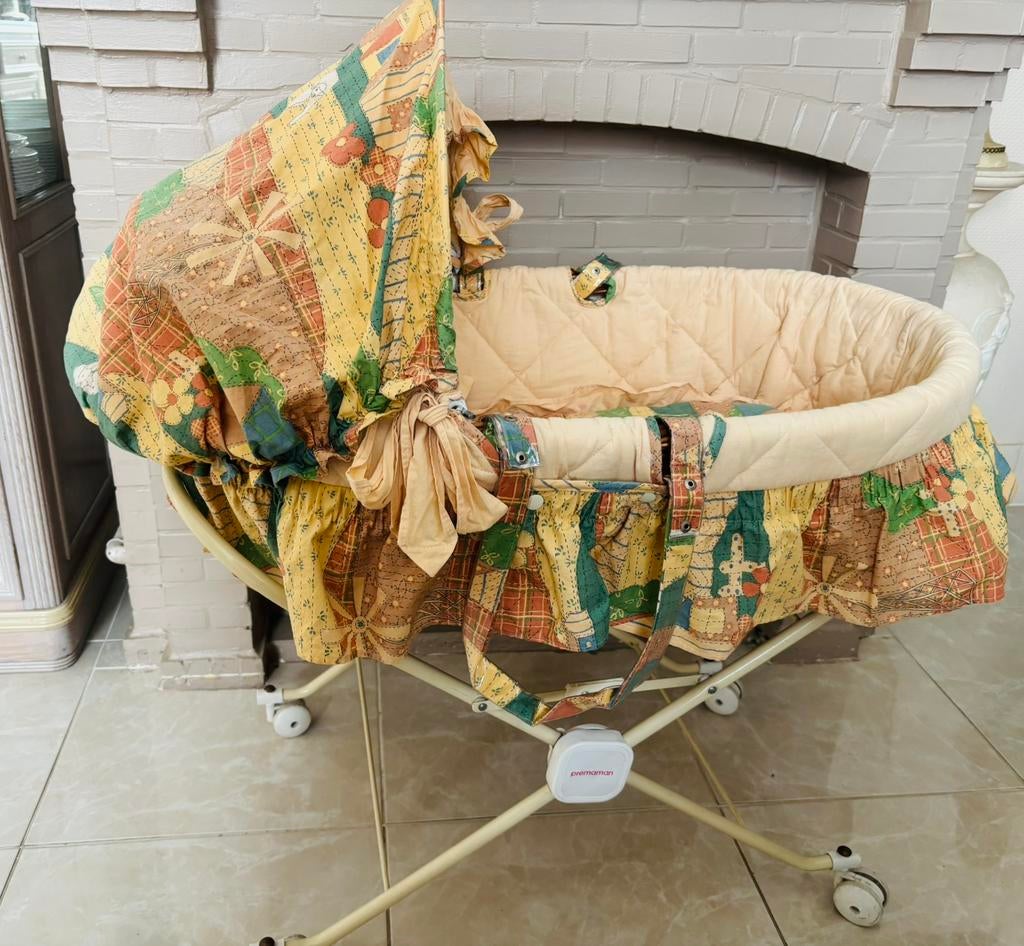 Magnifique berceau bébé en bois/rotin, Enlèvement, Utilisé