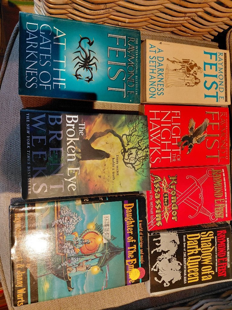 raymond E feist, Boeken, Ophalen of Verzenden, Gelezen