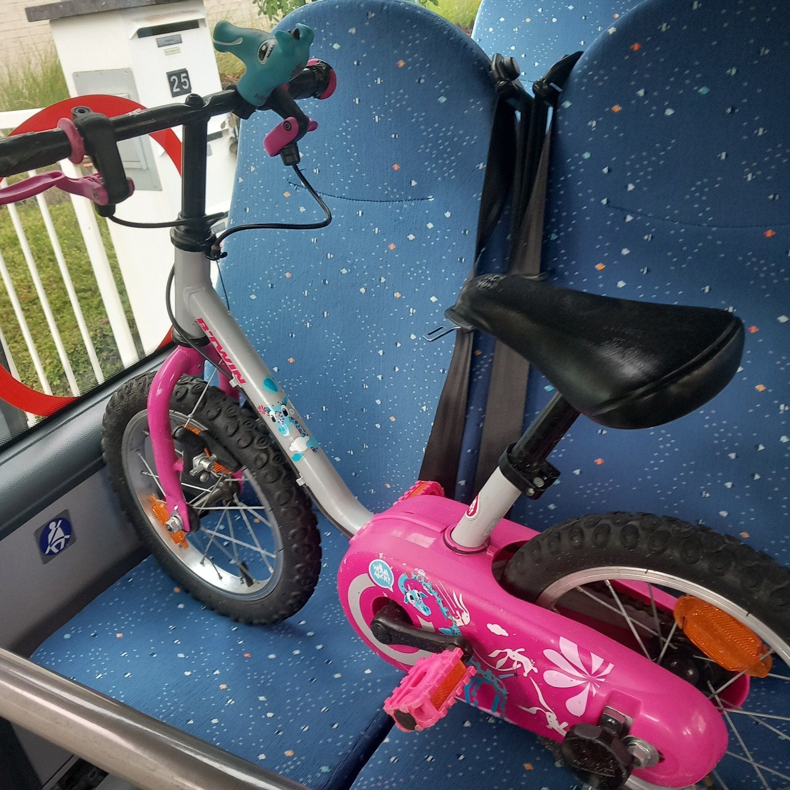 kinder fietsje  Btwin, Ophalen, Zijwieltjes, Gebruikt, Velgrem