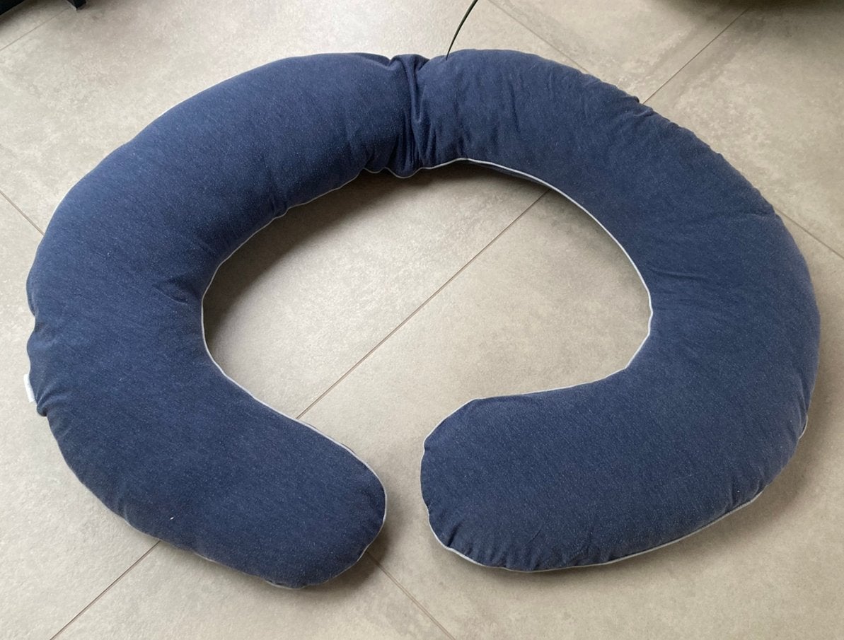 Grand coussin de maternité - Marque P'tit Chou, Enfants & Bébés, Enlèvement, Utilisé