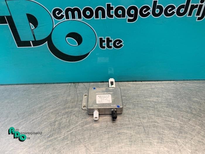 Antenne amplificateur d'un Mercedes Vito (Vito 14-), Neuf, 3 mois de garantie, -, -