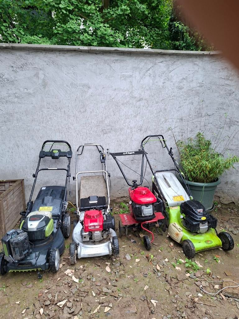 LOT  DE TONDEUSES  + 1 MOTOCULTEUR  AVENDRE, Jardin & Terrasse