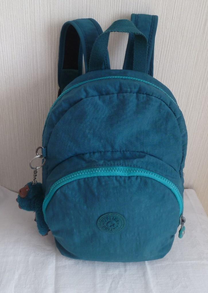 Kipling kleine tweekleurige rugzak + aap, Handtassen en Accessoires, Gebruikt, Ophalen of Verzenden, Minder dan 25 cm, Waterdicht