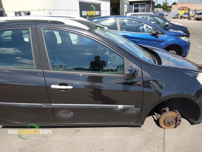 Portière 4portes avant droite d'un Renault Clio (KRO8), -, Renault, -, 3 mois de garantie