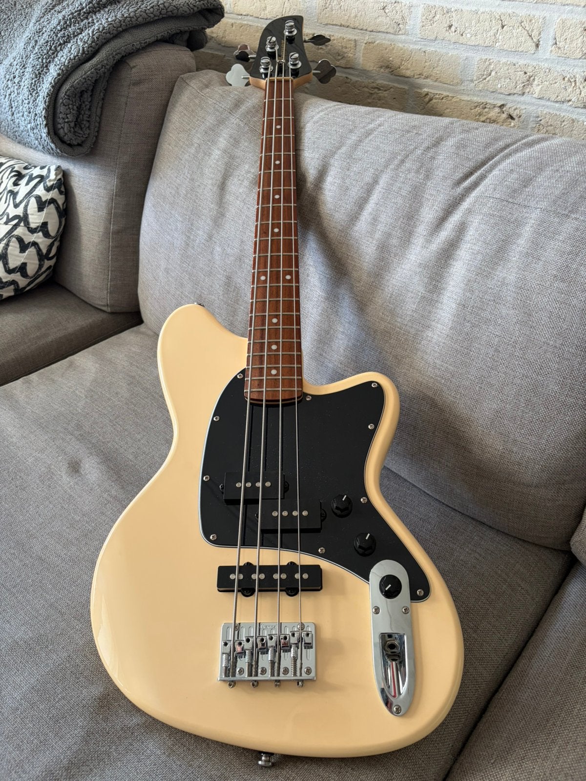Ibanez TMB30-MGR Talman Short Scale bass, Ophalen, Zo goed als nieuw, Elektrisch