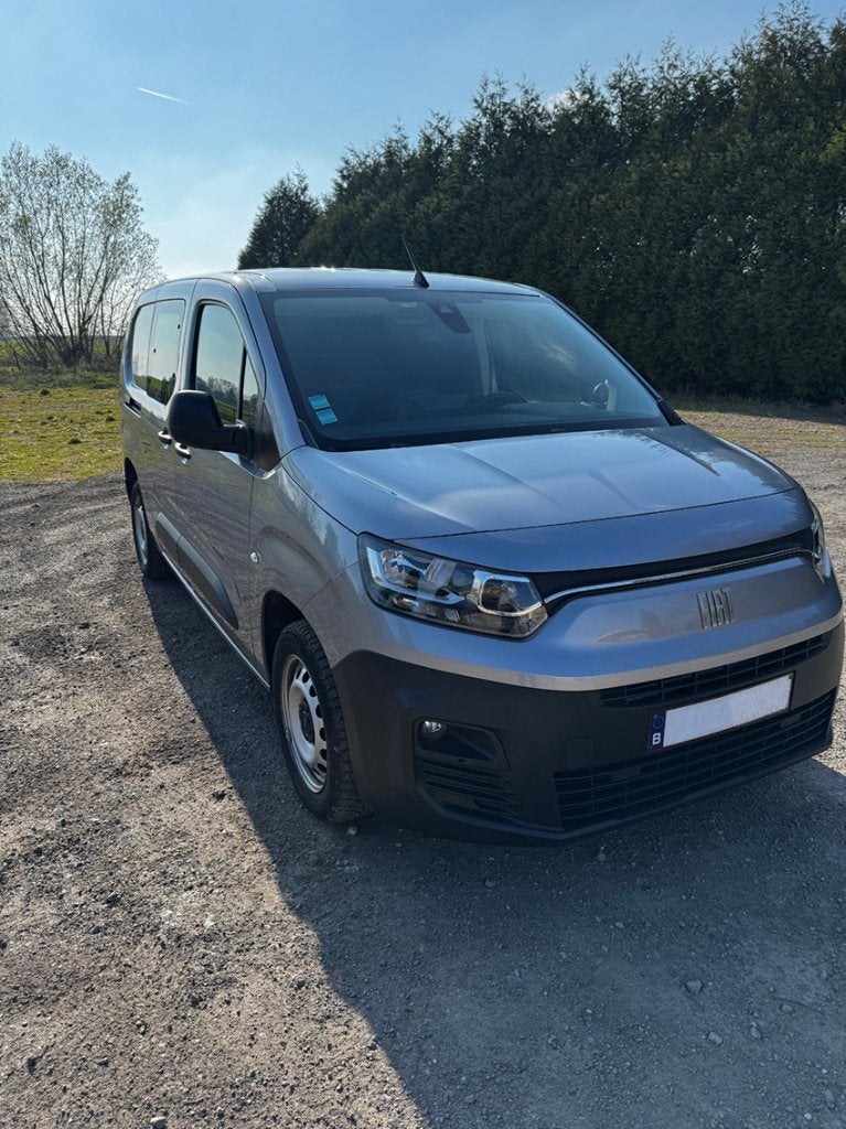 utilitaire, Autos, Camionnettes & Utilitaires, Argent ou Gris, Achat, Euro 6, 2 places