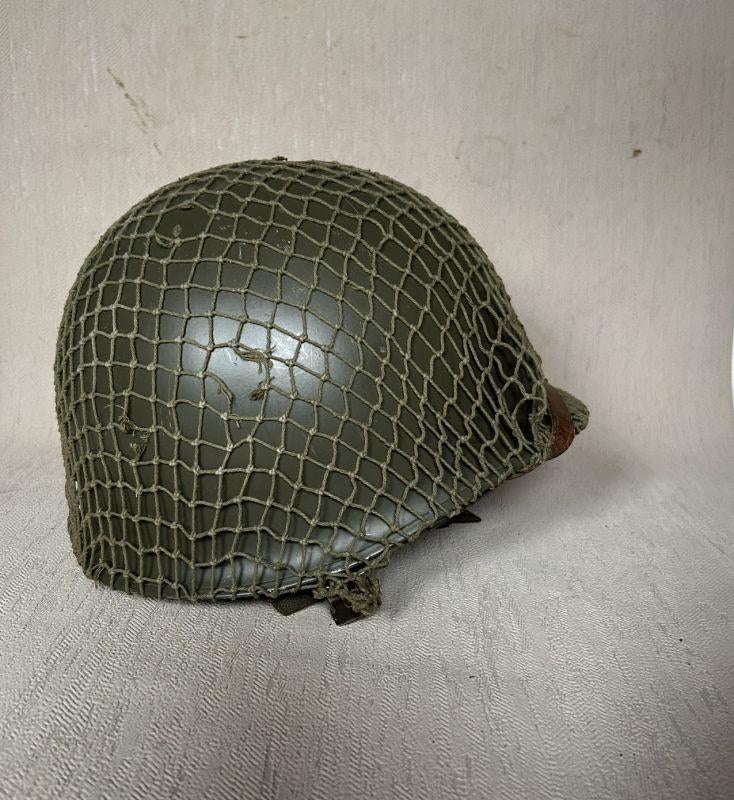 M1 type helm met binnenwerk en helmnet, Verzamelen, Militaria | Algemeen, Landmacht, Helm of Baret, Ophalen of Verzenden
