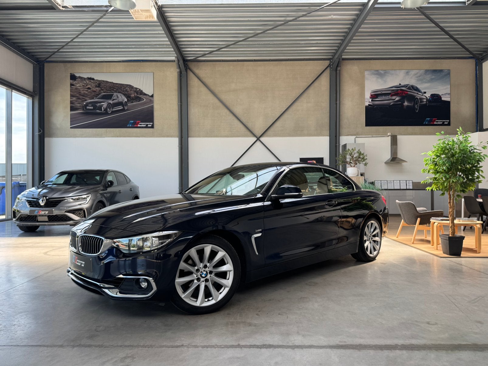 BMW 420iA Cabrio Luxury Line | 02/2018 | 85.000 km, Auto's, BMW, Achterwielaandrijving, 4 cilinders, Cabriolet, Blauw