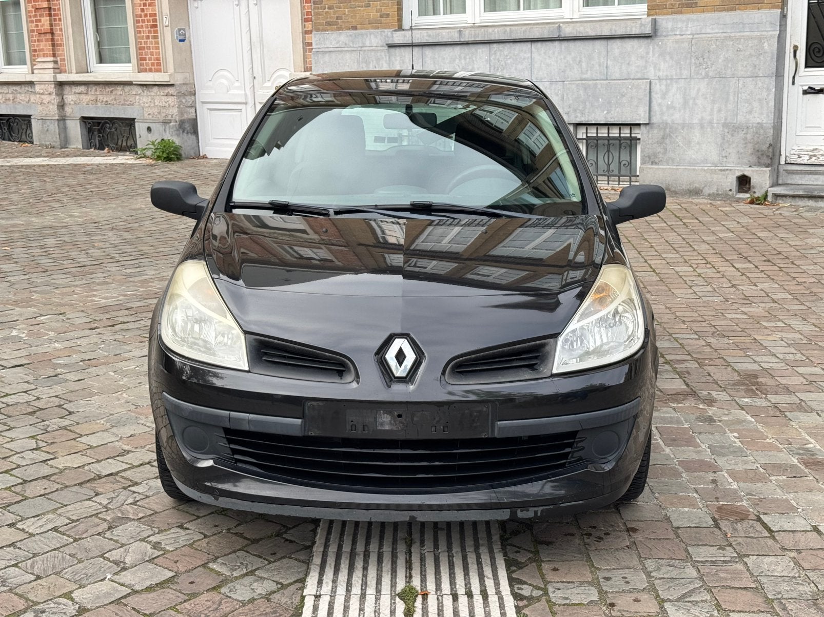 Renault clio 1.2 essence EURO4 170.000km / 10-2006, Autos, Achat, USB, Boîte manuelle, Noir