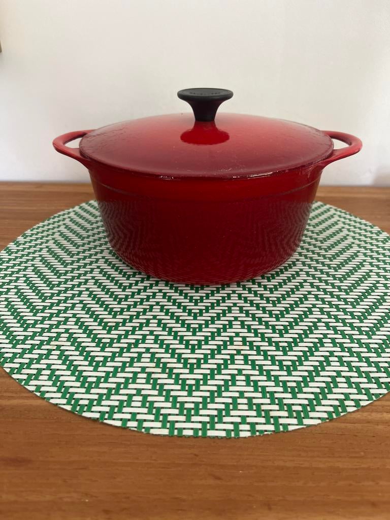 LE CREUSET COUSANCES ovenschotel, Ophalen of Verzenden, Zo goed als nieuw, Gietijzer