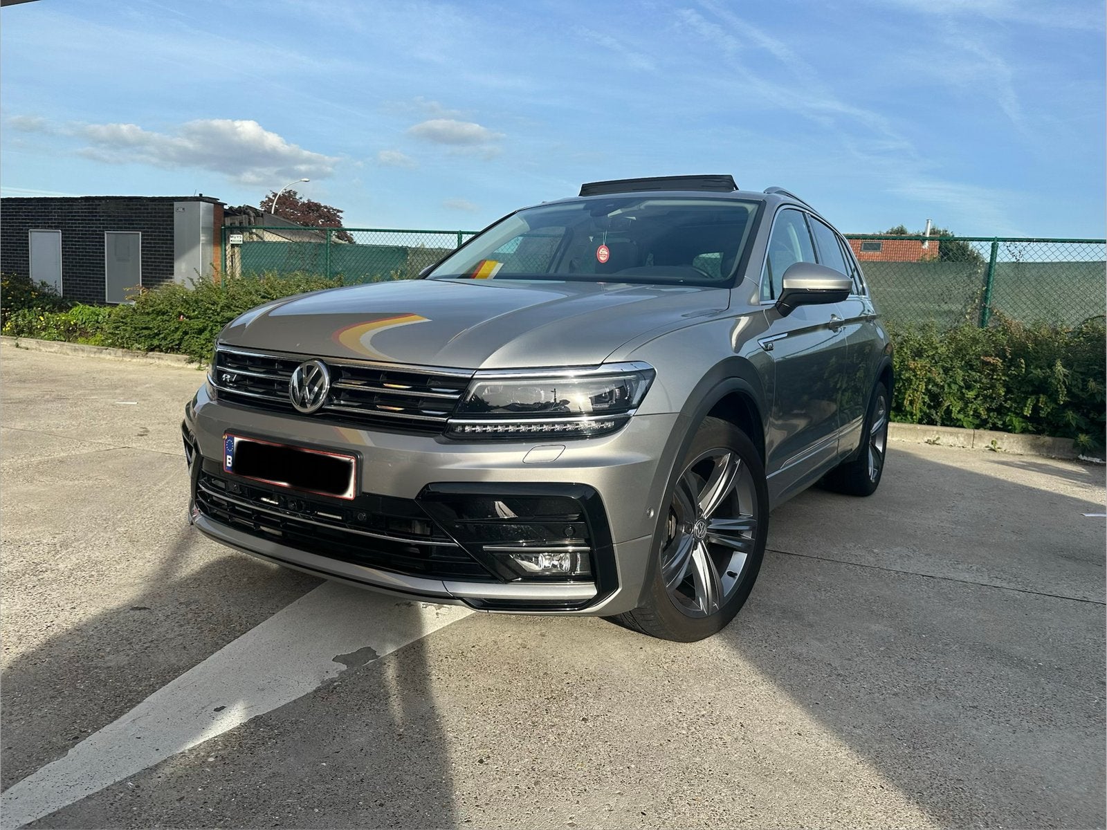 Volkswagen TIGUAN R-line 4 motion 2.0, Cuir, Ordinateur de bord, Beige, 5 portes