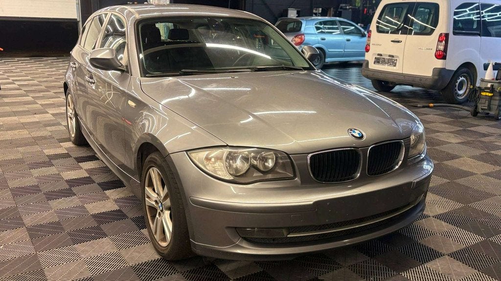 BMW 1 Serie 116 D DIESEL bj. 2010 MANUEEL 5DEURS, Autos, Argent ou Gris, Achat, Entreprise, 5 portes