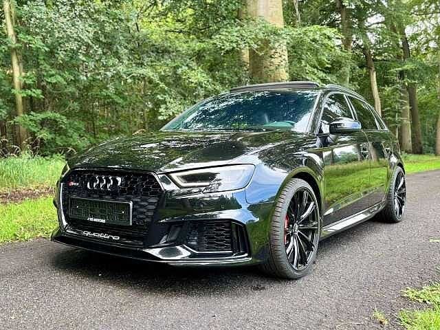 Audi RS3 Sportback Quattro | Pano | B&O | Matrix | Carbon, Auto's, Audi, Automaat, RS3, Zwart, https://public.car-pass.be/vhr/996794c1-9243-4119-98dd-69cfb101513b